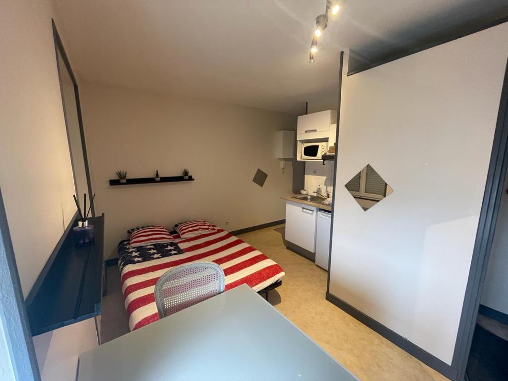 Studio Agreable Et Lumineux Leilighet Niort Eksteriør bilde